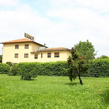 Hotel Bisenzio 3*